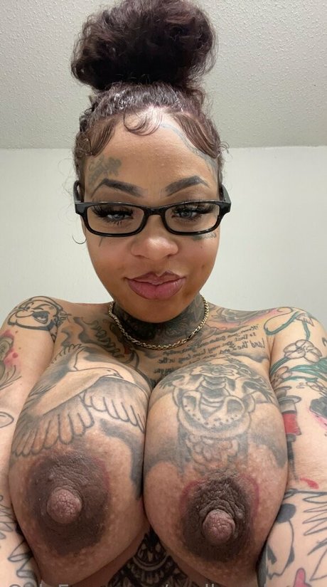 realkaaybrazy 素敵なモデル 画像