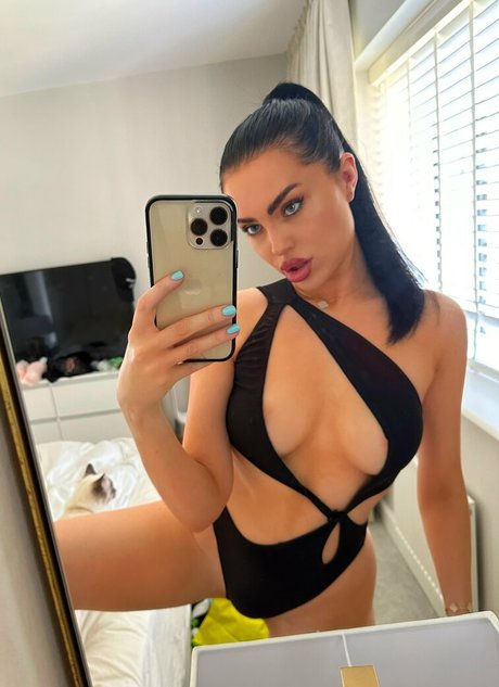 ワークアウト オンリーファンズ えろた ギャラリー