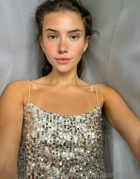 stepdaughter18 エロティックなスター 写真