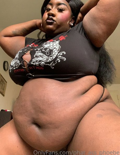 巨大なオンリーファンズ HD 写真