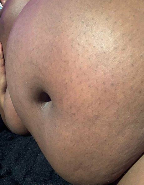 尖ったおっぱいオンリーファンズ xxx 画像