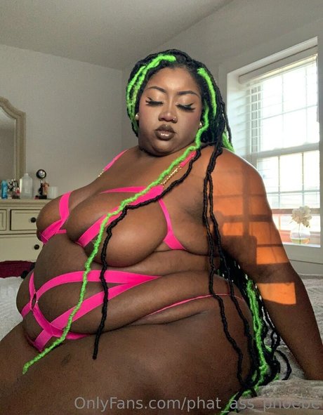 レズビアン乱交オンリーファンズ 可愛い 写真