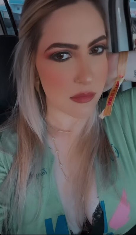 ビーチセックスオンリーファンズ ホット 写真