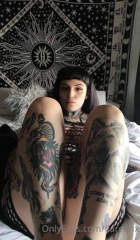 黒人3P オンリーファンズ ポルノ 画像