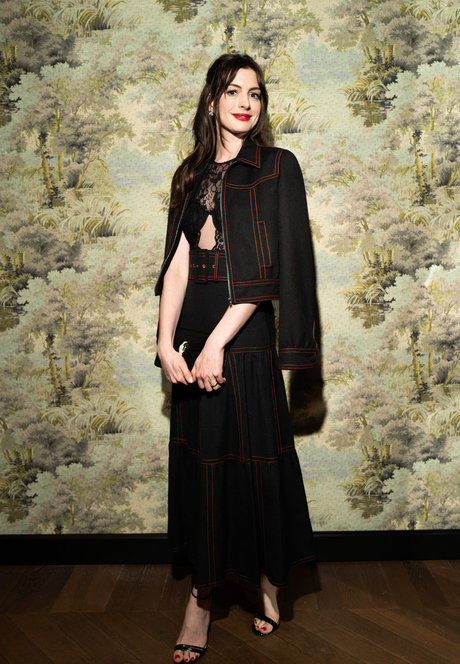 BBC 妊娠 オンリーファンズ 無料 写真