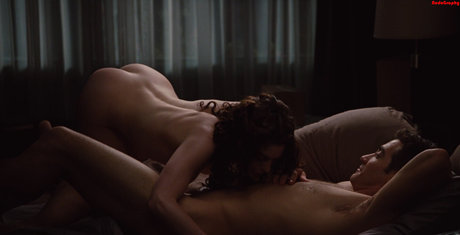 Anne Hathaway ヌードモデル 写真