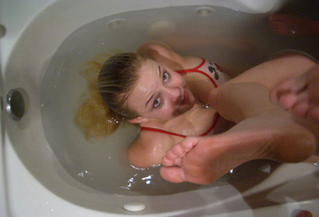 Kelli Garner 高品質モデル 画像