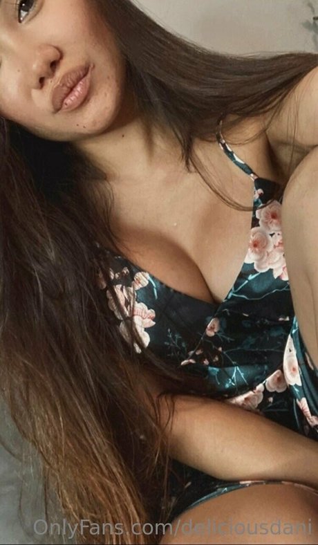 DeliciousDani アートポルノスター 画像