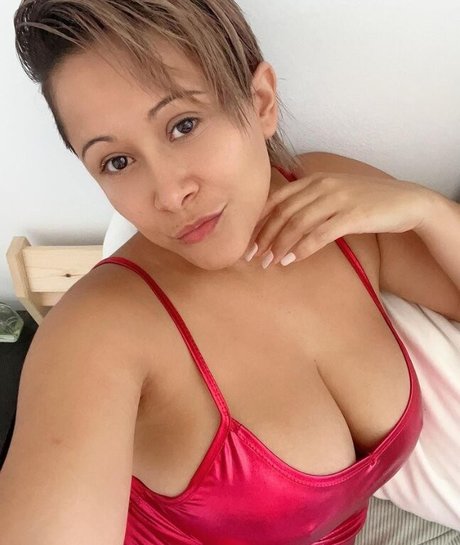 アナル POV オンリーファンズ ヌード アーカイブ