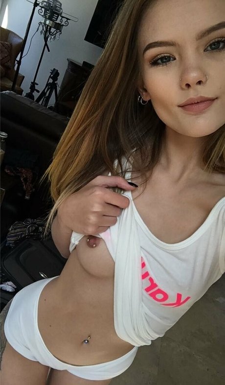 ティーンウェブカメラオンリーファンズ ホットヌード ギャラリー