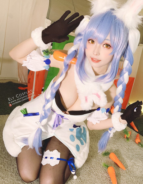 eeelyeee 最高のモデル 画像