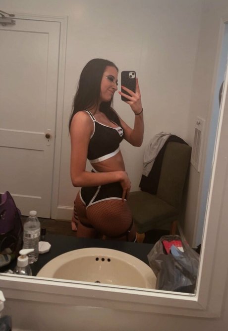 Emily Jaye セックスモデル 写真