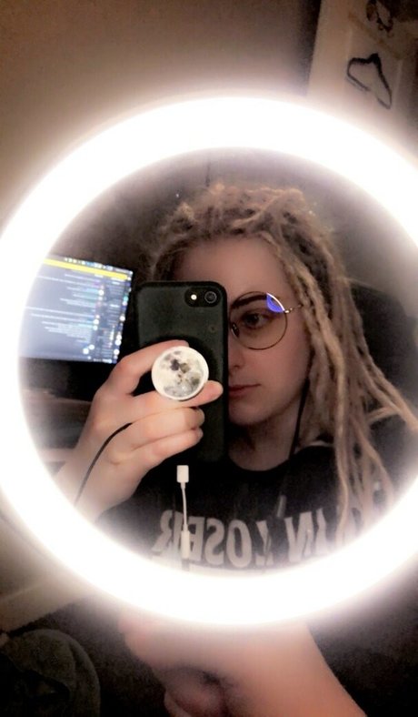 Mother Macabre アート女優 写真