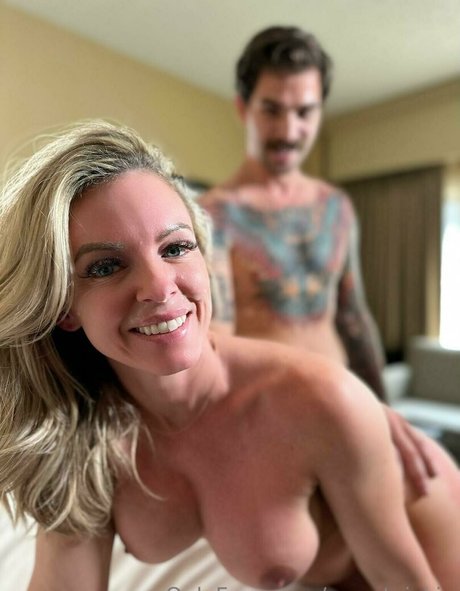 黒人のオンリーファンズ 無料セックス 画像