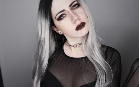 ラテン系フェラチオオンリーファンズ 無料アダルト 写真