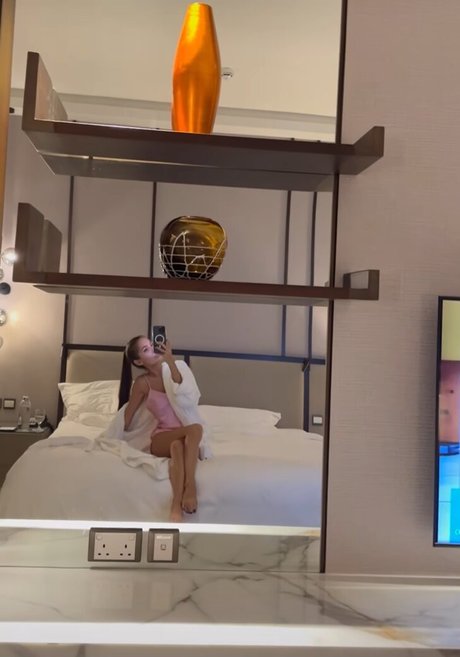 Alina Lobacheva 可愛いモデル 写真