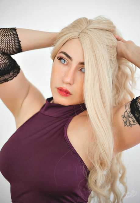 イギリスのおばあちゃんオンリーファンズ 無料セックス 写真