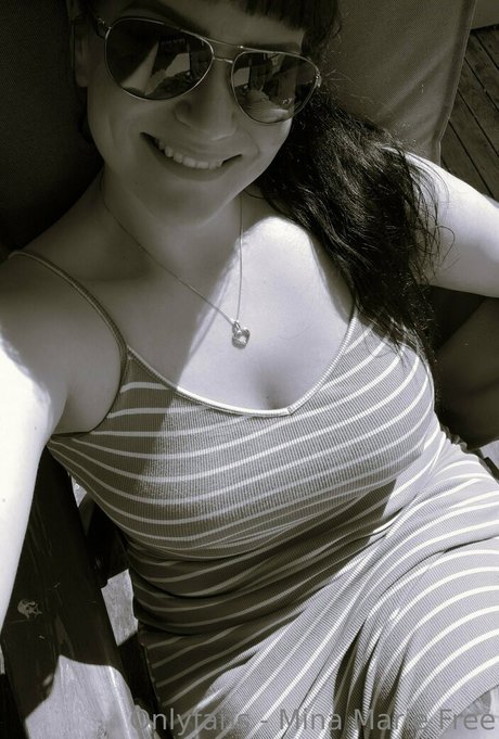 スキニーモデルオンリーファンズ えろ アーカイブ