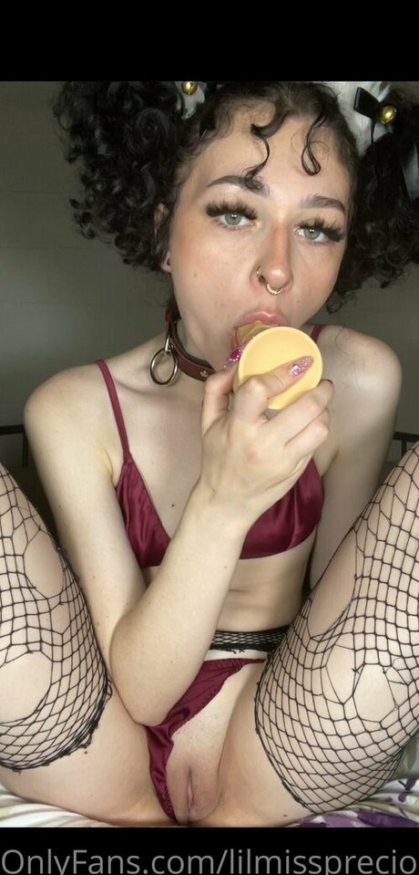 lilmissprecious 完璧なポルノスター 写真