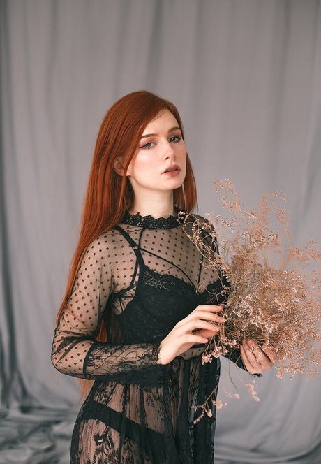 金髪の筋肉オンリーファンズ エロ 画像