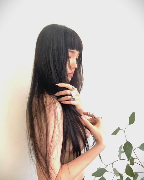 Aya Shalkar ポルノモデル 画像