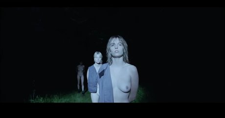 ジムガールズオンリーファンズ 無料セックス 画像