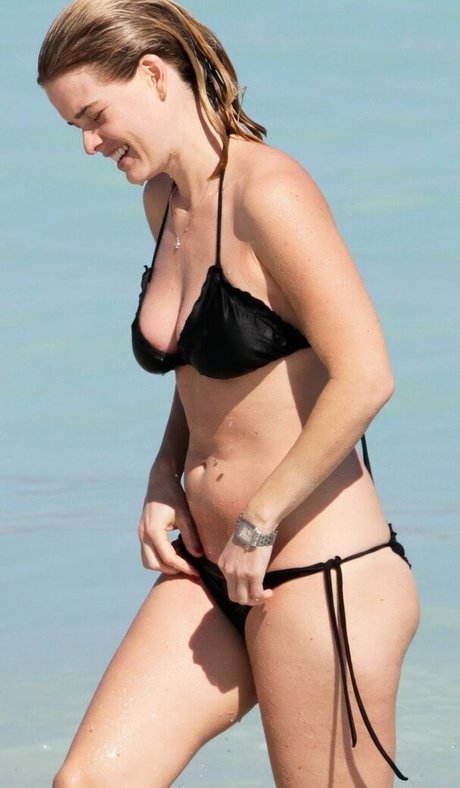 Alice Eve 素敵な女優 写真