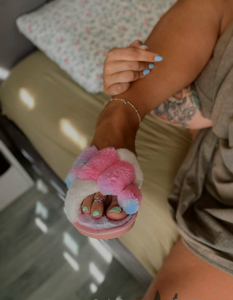 feetloretta 高品質のスター 画像