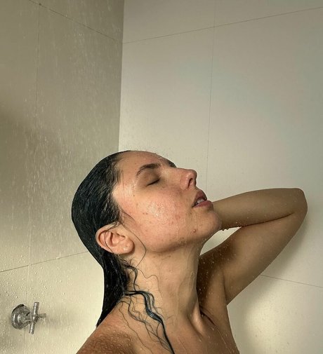 切断者オンリーファンズ 美しいヌード アーカイブ