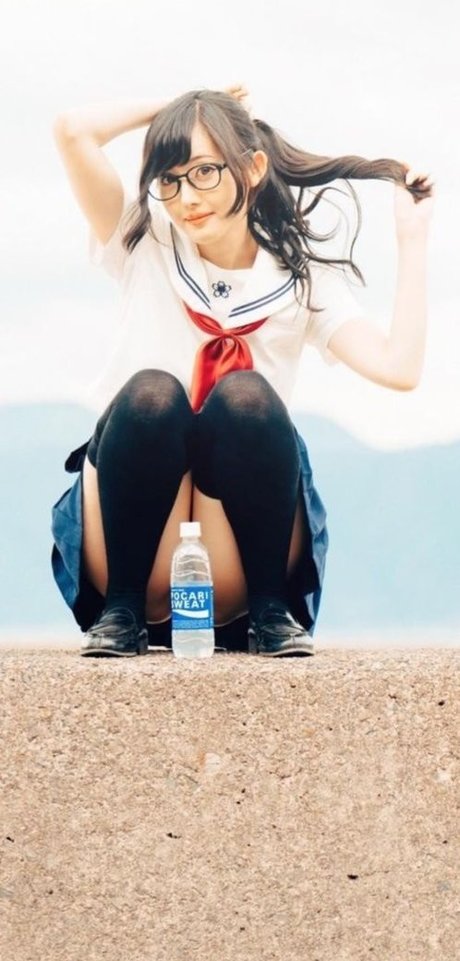 巨尻オンリーファン セックス ギャラリー