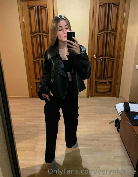 モンスターコックオンリーファンズ 無料セクシー 画像