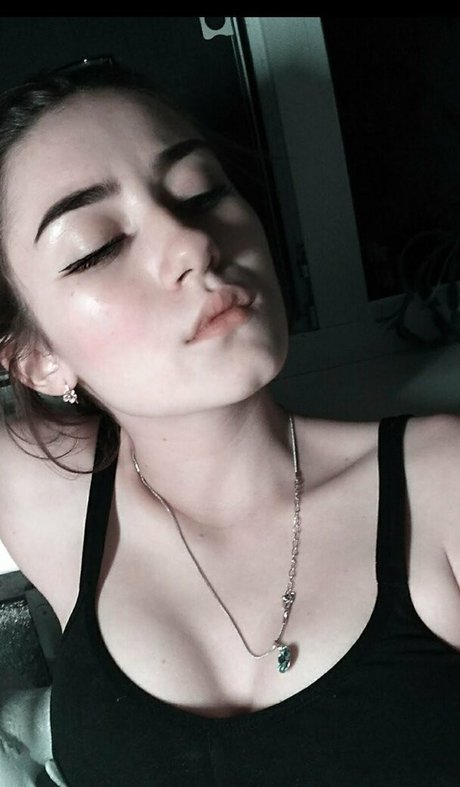 フェラチオ 射精 オンリーファンズ ポルノ 写真