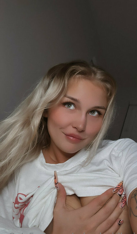 school girllexi アートスター 写真