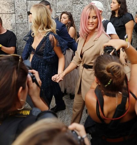 ドイツのアマチュアオンリーファンズ ホットxxx 写真