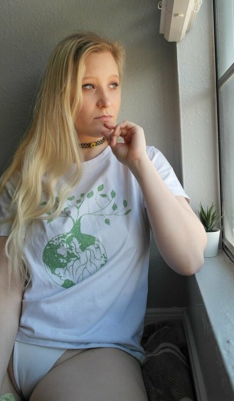 sarahsuniverse ポルノスター ヌード 写真