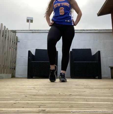 ティーンランジェリーオンリーファンズ HD 写真