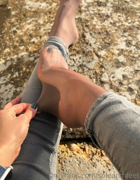 solearchfeet ホット女優 画像