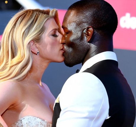 肉厚熟女オンリーファンズ トップ 写真