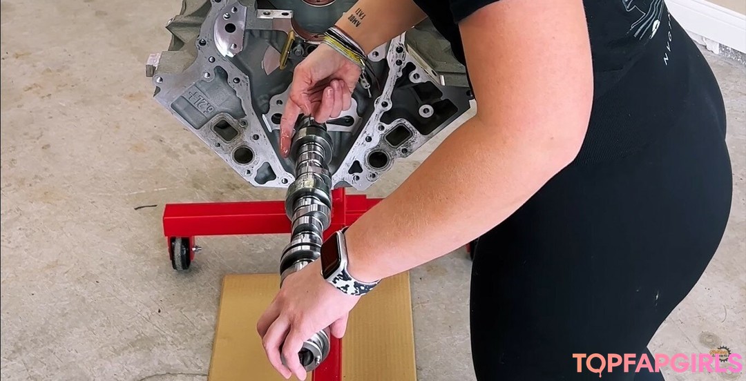 レズビアンマッサージオンリーファンズ エロ ギャラリー