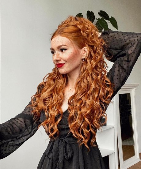 Larissa Opitz スター 裸 ギャラリー