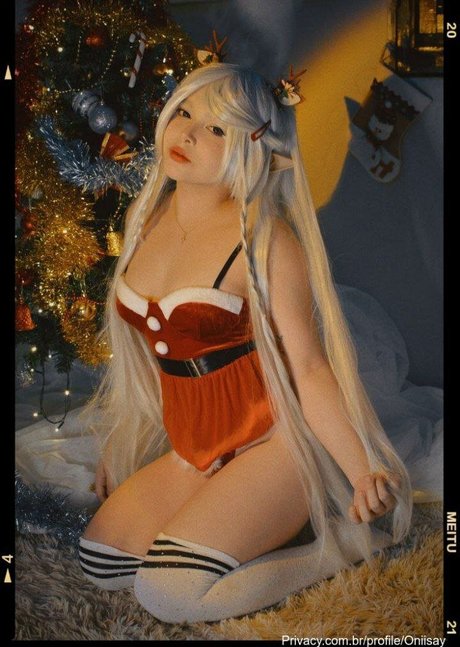 曲線美の女の子オンリーファンズ 裸 画像