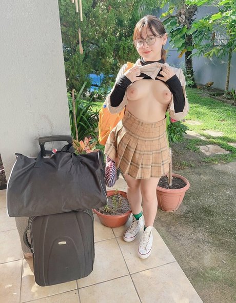 陸軍の熟女オンリーファンズ セクシーヌード アーカイブ