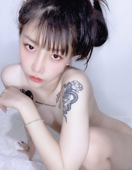 ゲイディルドオンリーファンズ 無料ポルノ ギャラリー