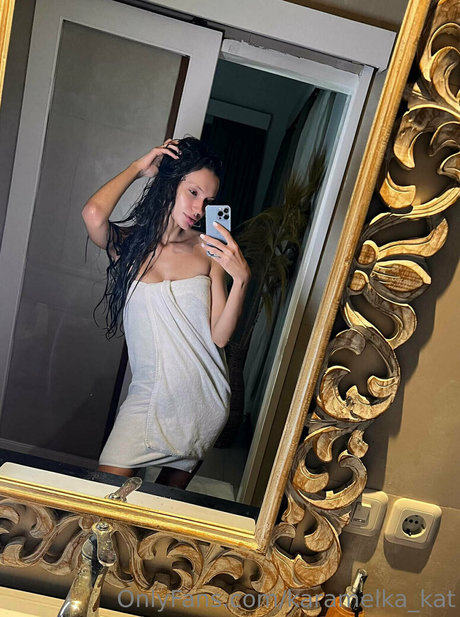 黒人ティーンオンリーファンズ セクシーヌード アーカイブ