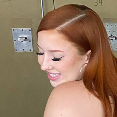 Yourloverjuicy スター 裸 ギャラリー