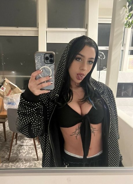 Elle Taylor アダルトスター 写真