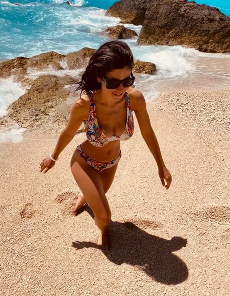 Marina Diamandis ポルノスター xxx 画像