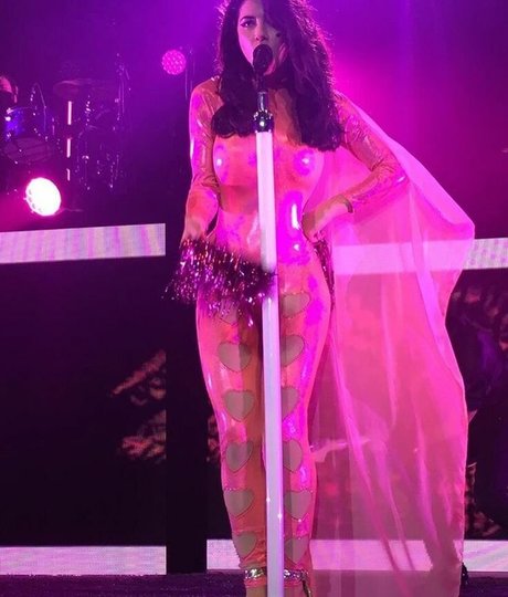 Marina Diamandis 女優 写真