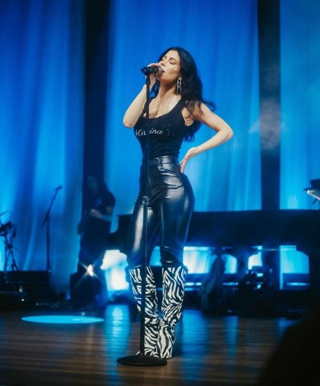 Marina Diamandis アダルト女優 画像