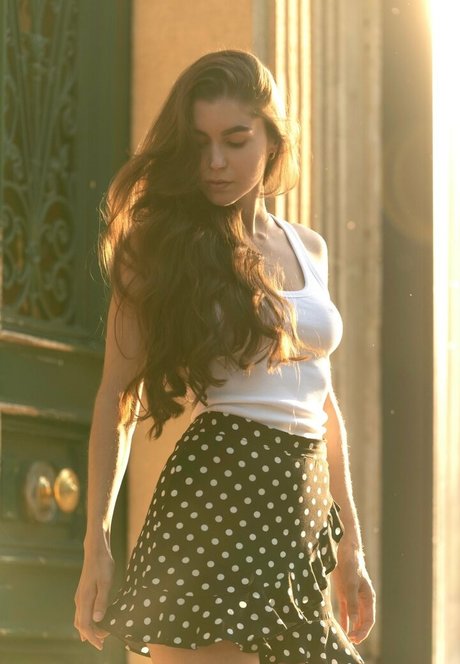 Effy Jones アダルトスター 画像